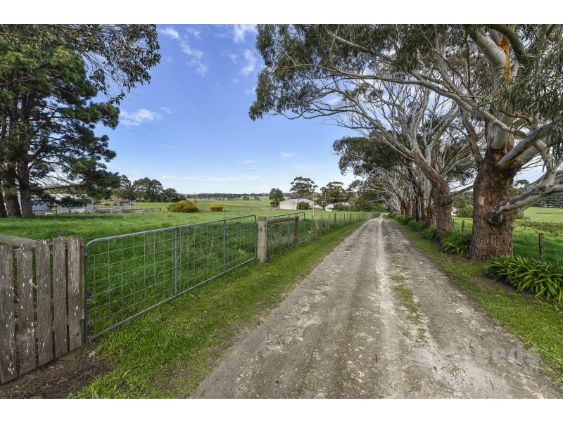 77 Johnston Road, Moorak SA 5291