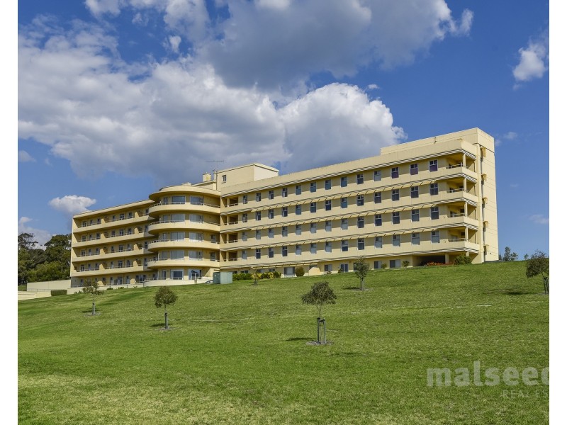 Level G/001/3 Lake West Terrace, Mount Gambier SA 5290