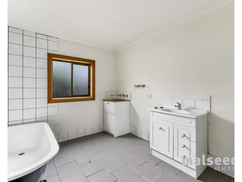 27 Clarke Street, Penola SA 5277