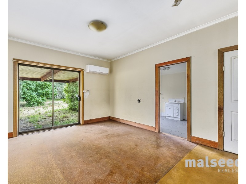 27 Clarke Street, Penola SA 5277