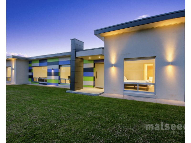 86 Meylin Street, Port Macdonnell SA 5291