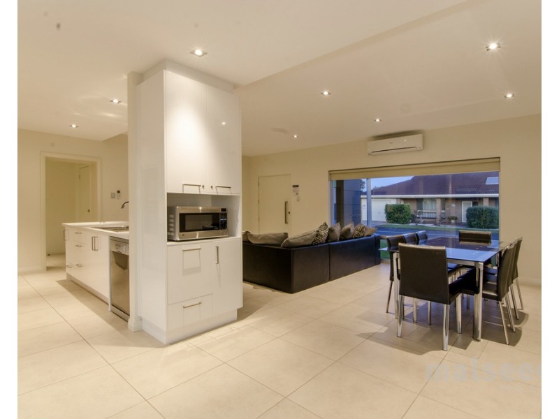 86 Meylin Street, Port Macdonnell SA 5291