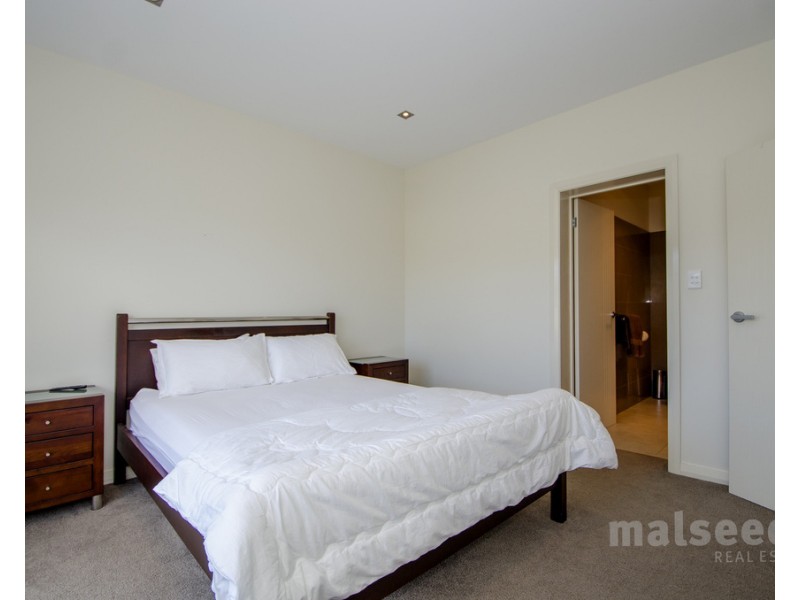 86 Meylin Street, Port Macdonnell SA 5291