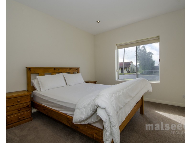 86 Meylin Street, Port Macdonnell SA 5291