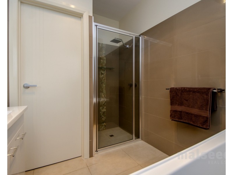 86 Meylin Street, Port Macdonnell SA 5291