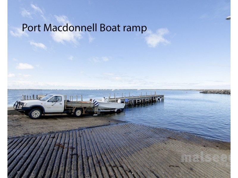 86 Meylin Street, Port Macdonnell SA 5291