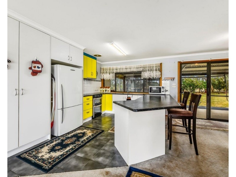 83 Lake Edward Road, Glencoe SA 5291