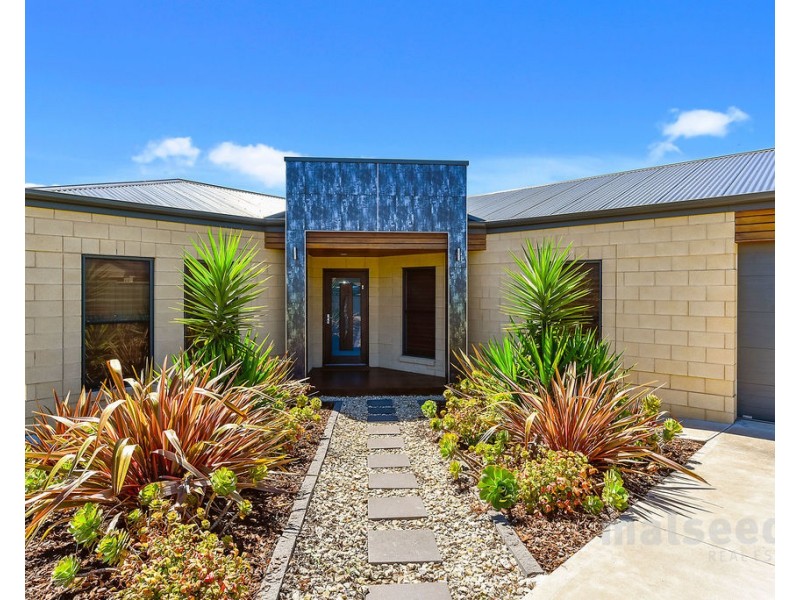 11 Colonel Light Place, Mount Gambier SA 5290