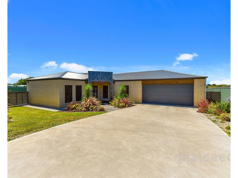11 Colonel Light Place, Mount Gambier SA 5290