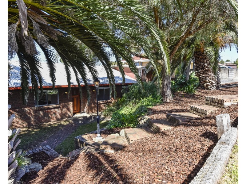 15 Sinclair Street, Mount Gambier SA 5290