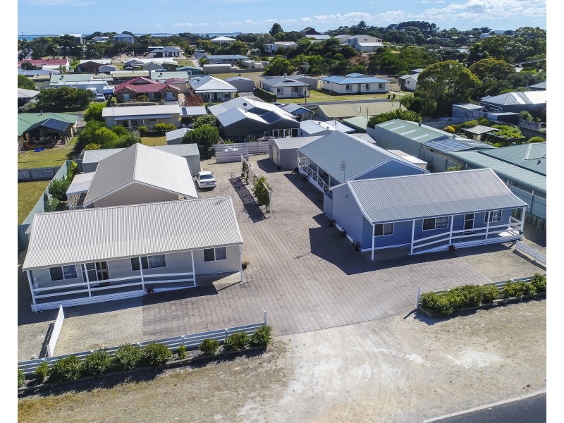 33-35 Thompson Road, Robe SA 5276