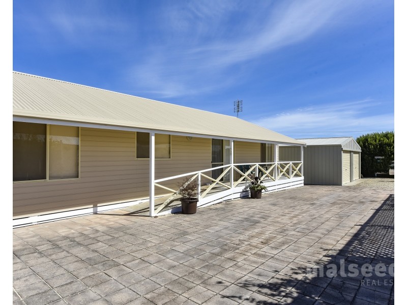 33-35 Thompson Road, Robe SA 5276