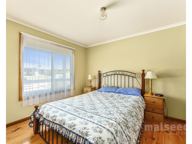 33-35 Thompson Road, Robe SA 5276