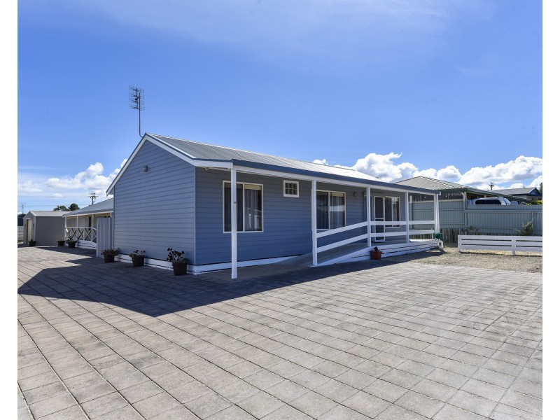 33-35 Thompson Road, Robe SA 5276