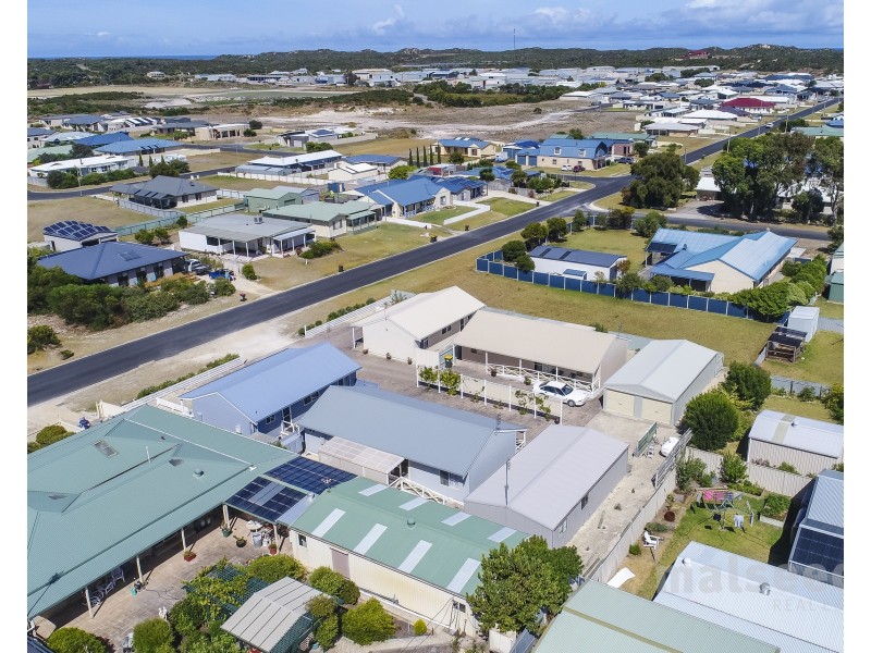 33-35 Thompson Road, Robe SA 5276