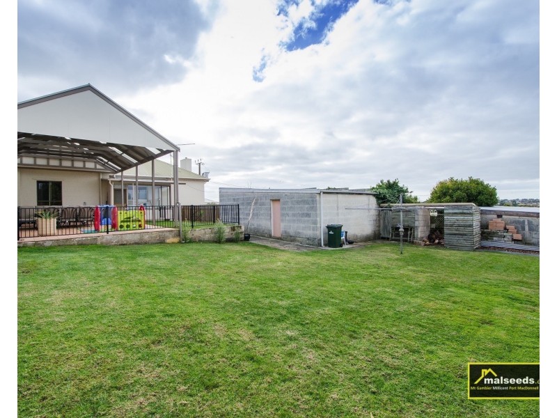 1 Bond Street, Mount Gambier SA 5290