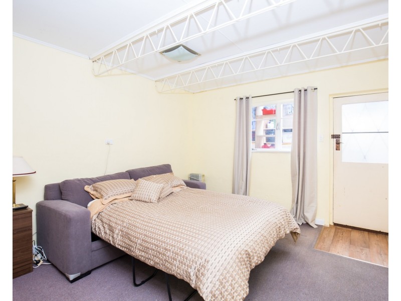 10 Sinclair Street, Mount Gambier SA 5290