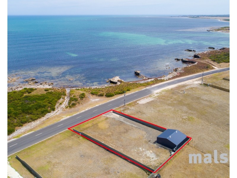 18 Pelican Point Road, Blackfellows Caves SA 5291