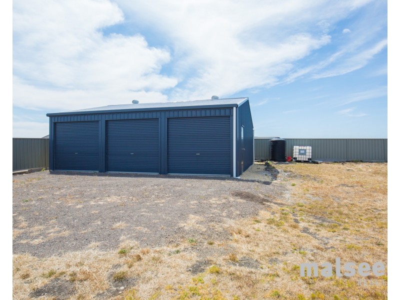 18 Pelican Point Road, Blackfellows Caves SA 5291
