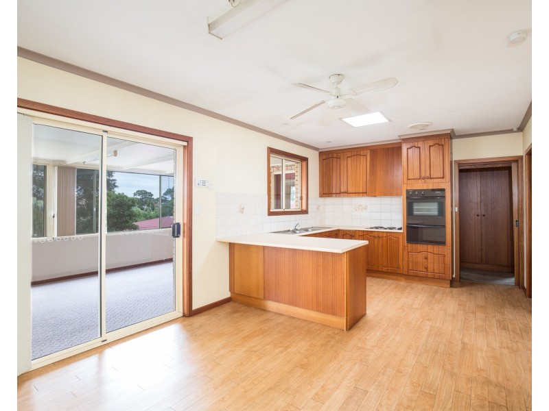 1 Kowine Crescent, Mount Gambier SA 5290