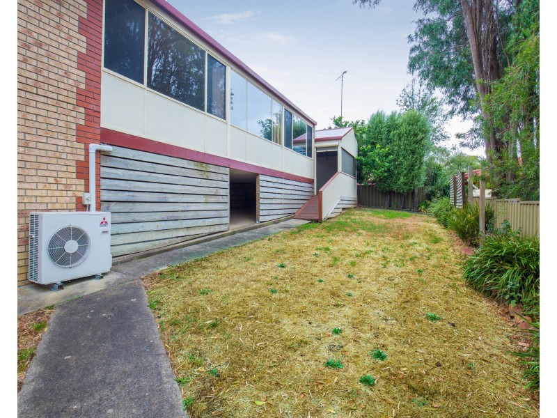 1 Kowine Crescent, Mount Gambier SA 5290