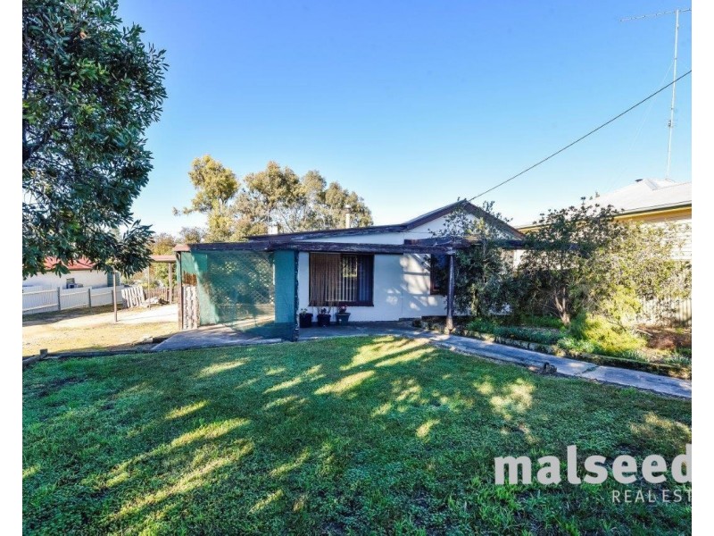 16 First Avenue, Naracoorte SA 5271