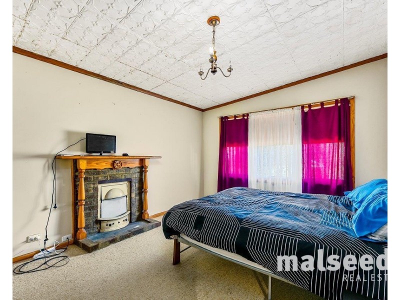 16 First Avenue, Naracoorte SA 5271