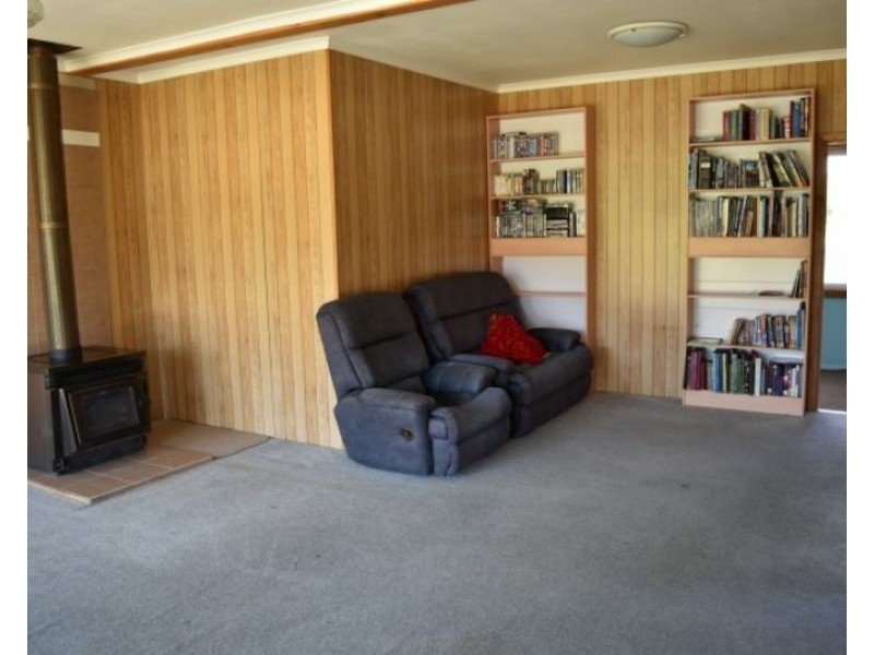 16 Ireland Street, Millicent SA 5280