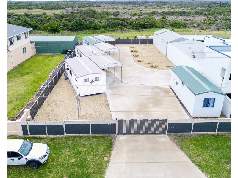 1 Government Road, Carpenter Rocks SA 5291