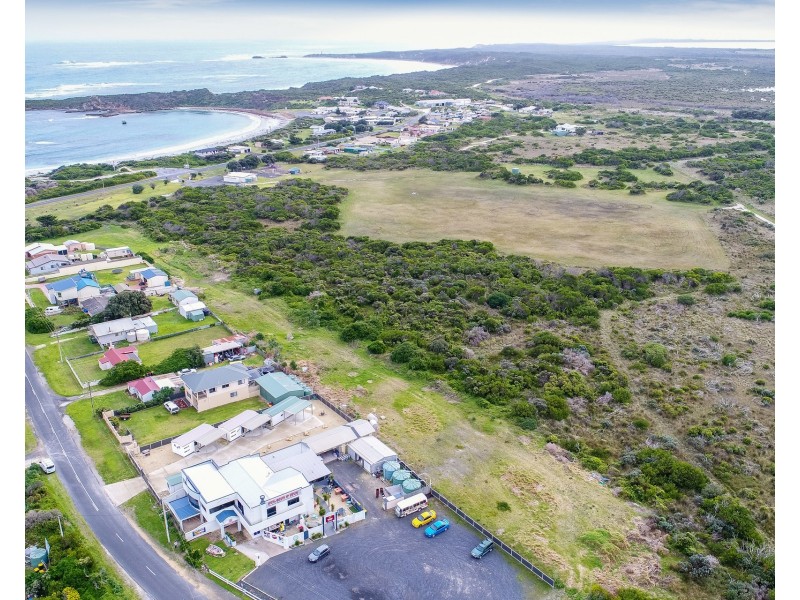 1 Government Road, Carpenter Rocks SA 5291