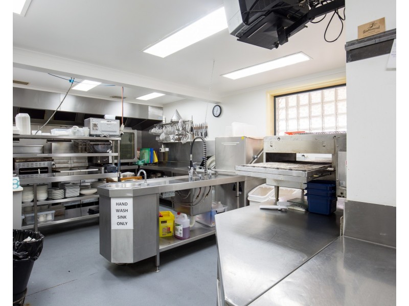 1 Government Road, Carpenter Rocks SA 5291