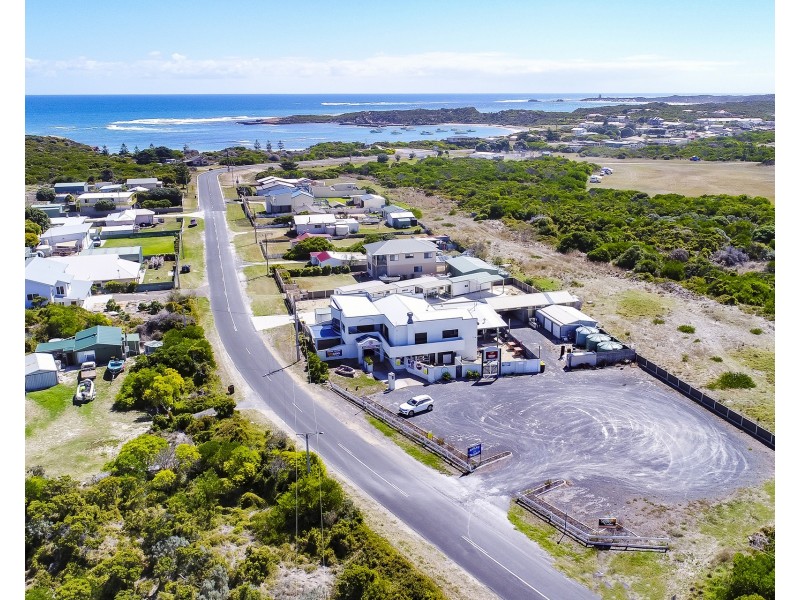 1 Government Road, Carpenter Rocks SA 5291