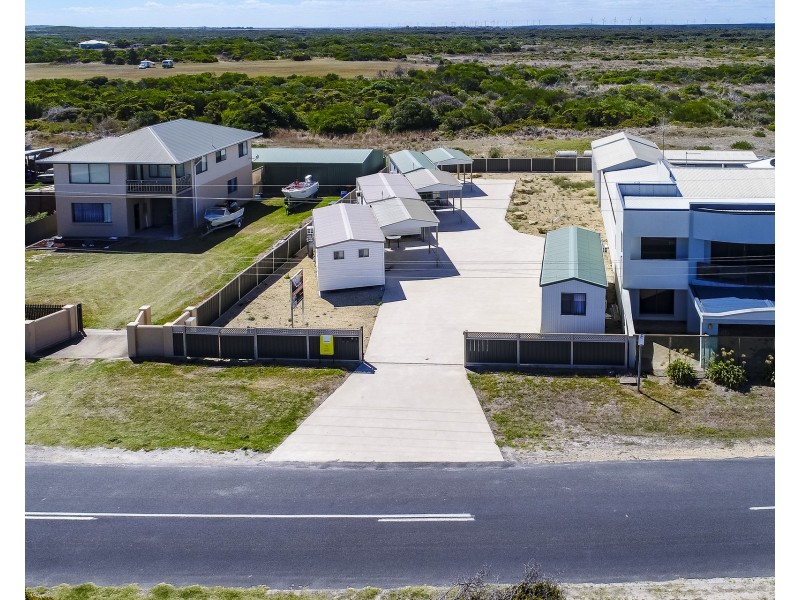 1 Government Road, Carpenter Rocks SA 5291