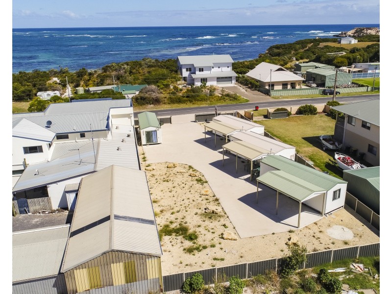 1 Government Road, Carpenter Rocks SA 5291