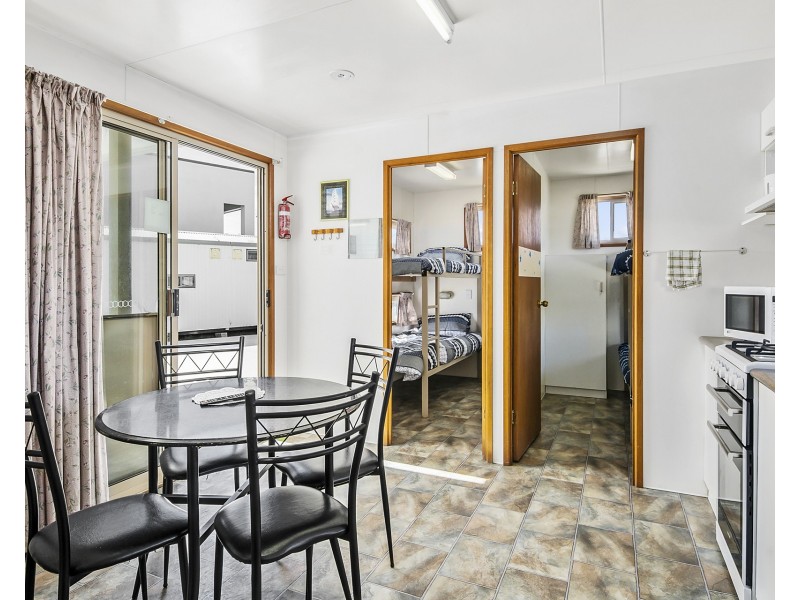 1 Government Road, Carpenter Rocks SA 5291