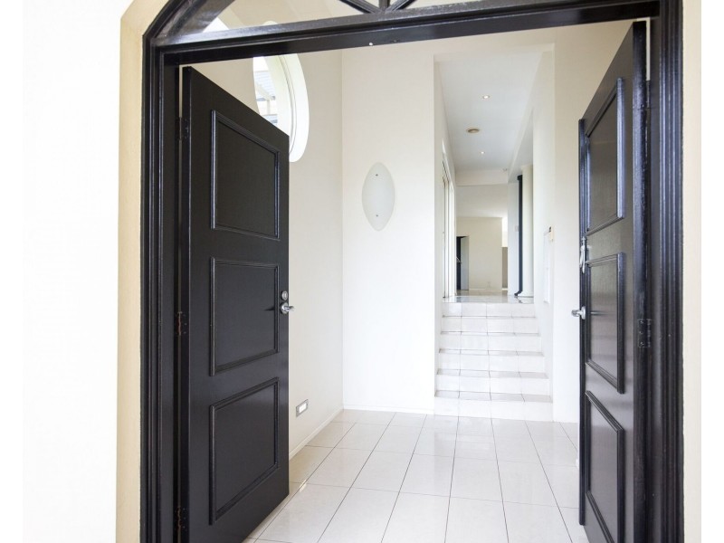 11 Bellaire Close, Mount Gambier SA 5290