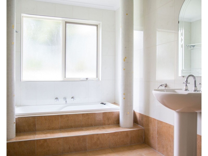 11 Bellaire Close, Mount Gambier SA 5290