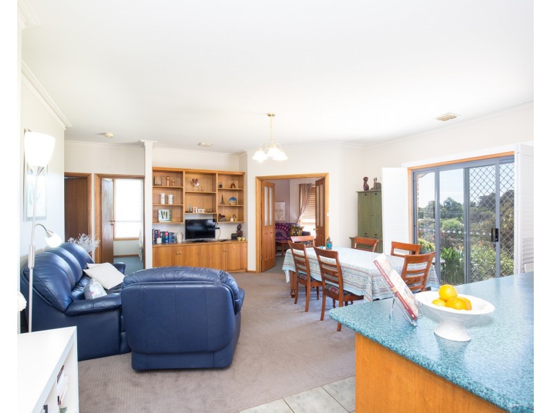 2 Highland Drive, Mount Gambier SA 5290