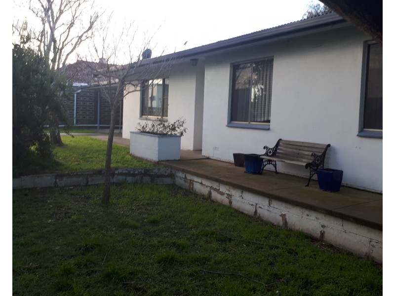 5 McCourt Street, Millicent SA 5280