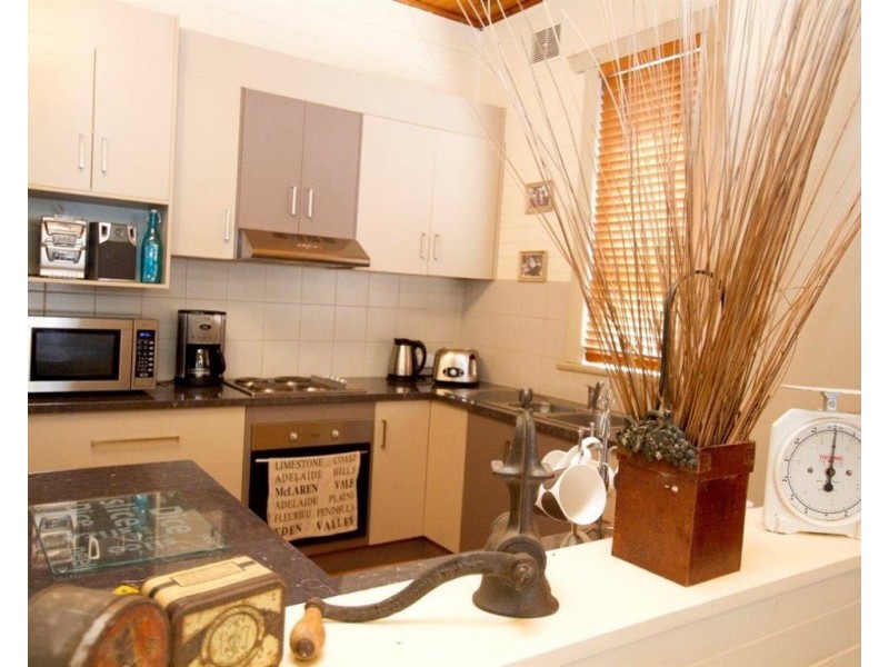 1 Arthur Street, Beachport SA 5280