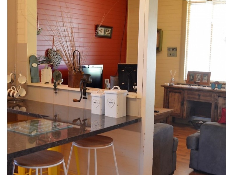 1 Arthur Street, Beachport SA 5280