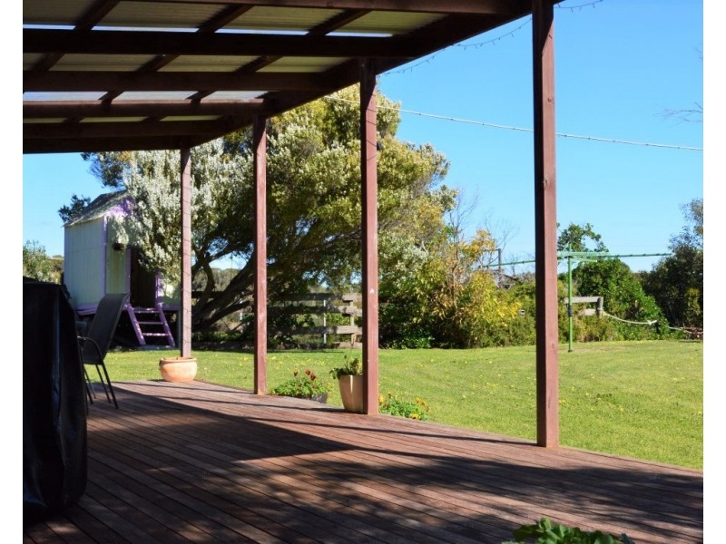 1 Arthur Street, Beachport SA 5280