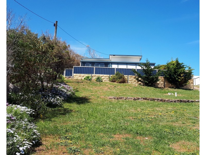 17 Cape Buffon Drive, Southend SA 5280
