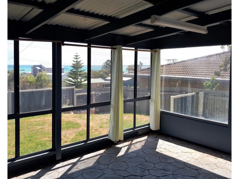 17 Cape Buffon Drive, Southend SA 5280