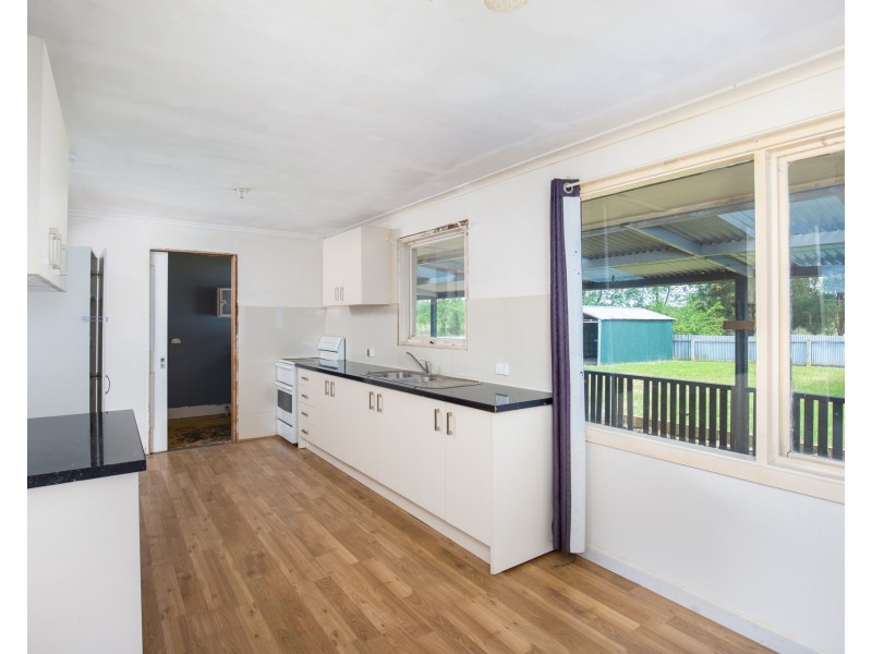 18 Mcenroe Road, Tarpeena SA 5277