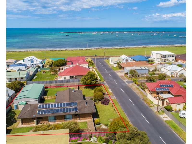 6 French Street, Port Macdonnell SA 5291