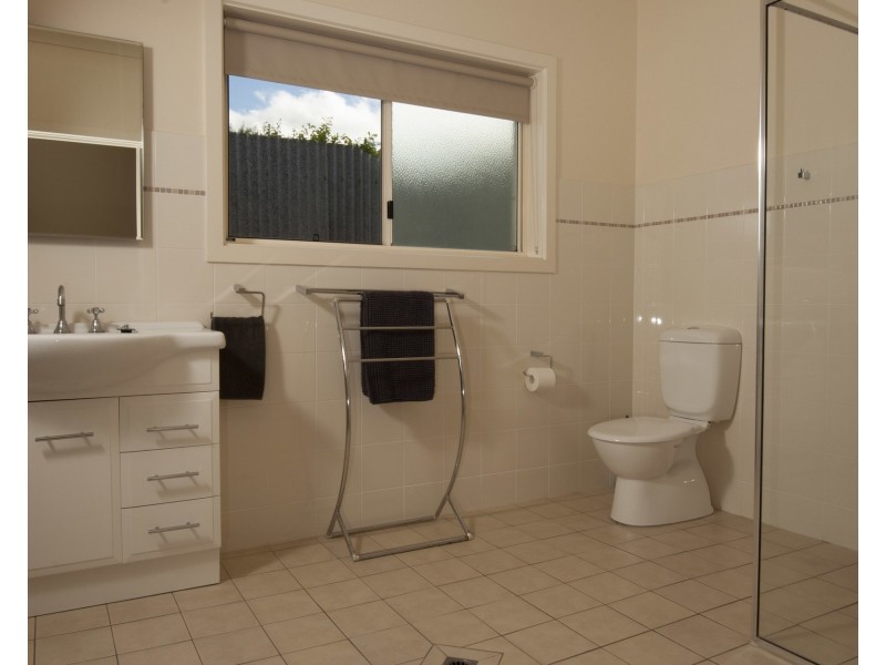 1-3/3 Amor Street, Mount Gambier SA 5290