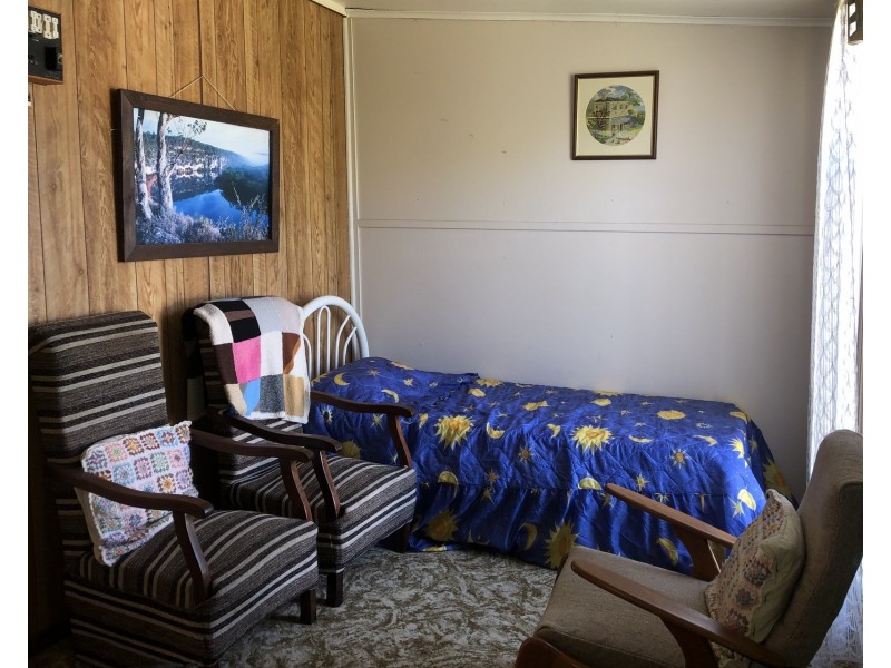 22 Mitchell Avenue, Nelson VIC 3292