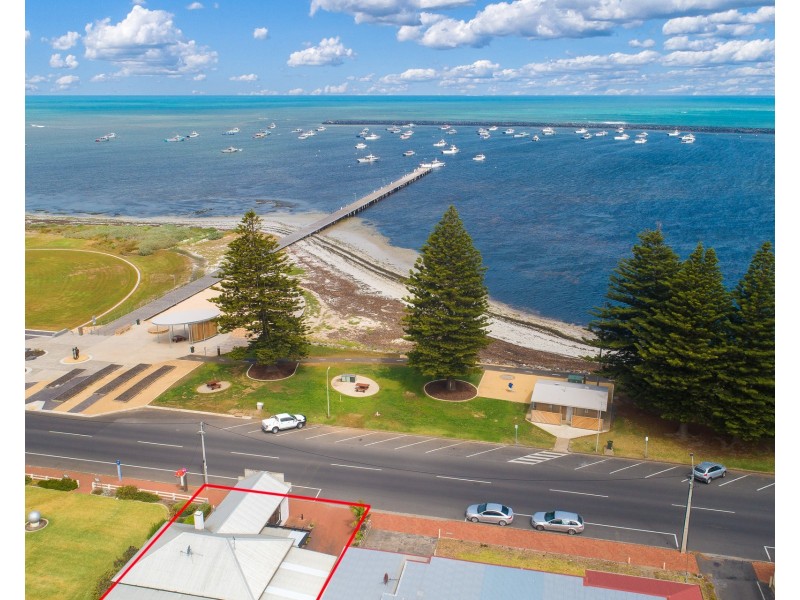 58 Sea Parade, Port Macdonnell SA 5291