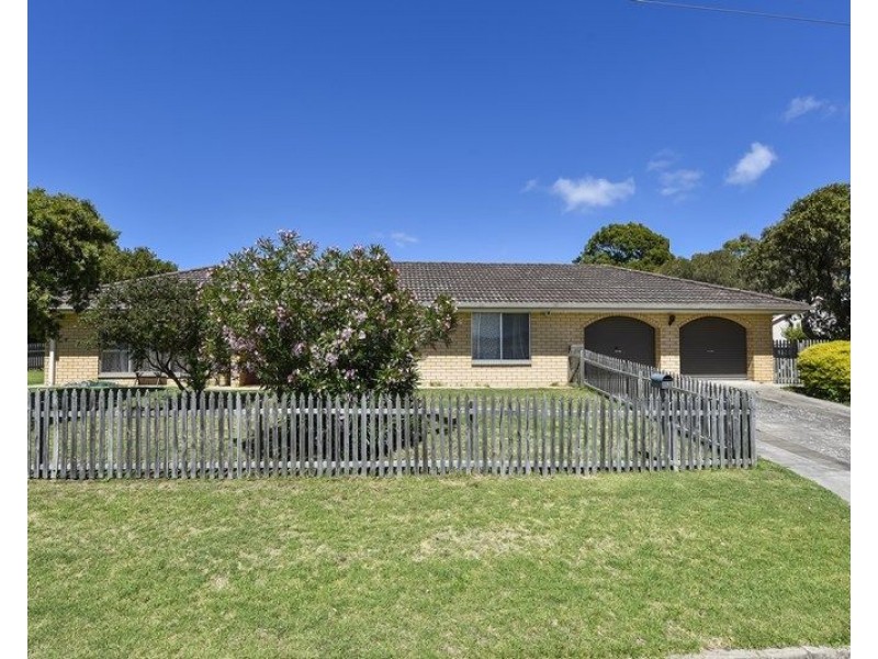 42 Monash Terrace, Millicent SA 5280